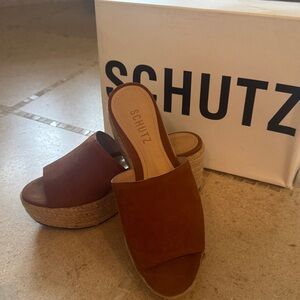 SCHUTZ Tan Wedge Mules